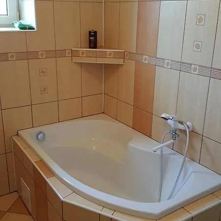Bernath * Roznava
