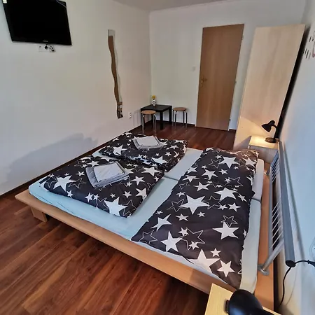 Bernath ゲストハウス