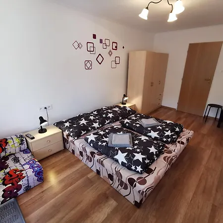 Bernath ゲストハウス *