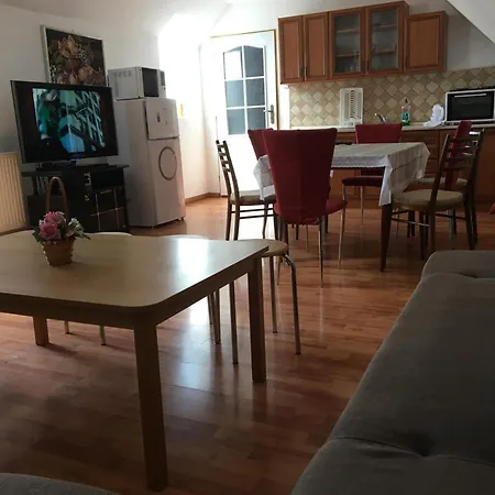 Casa de hóspedes Bernáth *